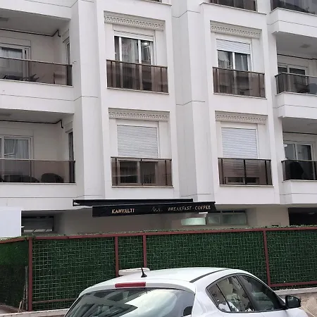 Sky & Lejlighedshotel Antalya
